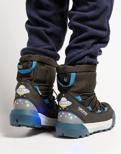 Viking Spaceship Warm WP blk/blue Ljósaskór